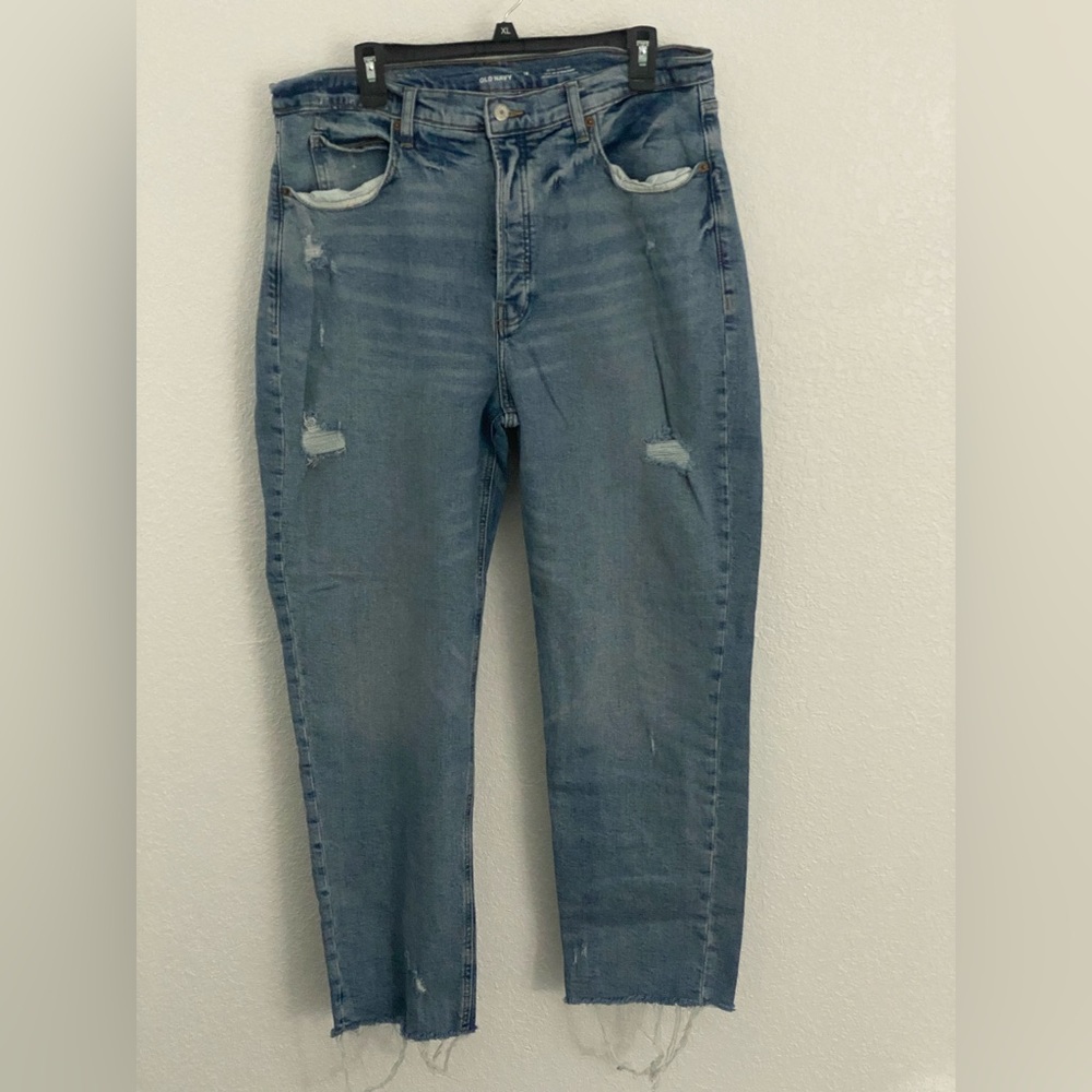 Old Navy Women's Distressed Blue Boyfriend Jeans